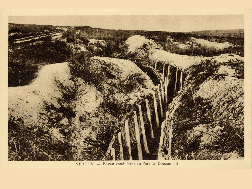 <p style="text-align: center;"><strong>Verdun. Tunnel leading to Douaumont fort.</strong><br style="text-align: center;" /><span style="text-align: center;">Source / Cr&eacute;dit :&nbsp;</span><a style="text-align: center;" href="http://archives.meuse.fr/" target="_blank" rel="noopener">Archives D&eacute;partementales de la Meuse</a></p>