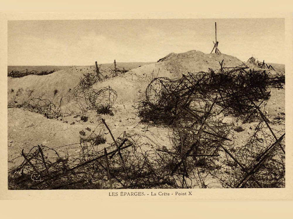 <p style="text-align: center;"><strong>The ridge at Les Eparges. The so-called 'Point X'.&nbsp;</strong><br style="text-align: center;" /><span style="text-align: center;">Source / Cr&eacute;dit :&nbsp;</span><a style="text-align: center;" href="http://archives.meuse.fr/" target="_blank" rel="noopener">Archives D&eacute;partementales de la Meuse</a></p>