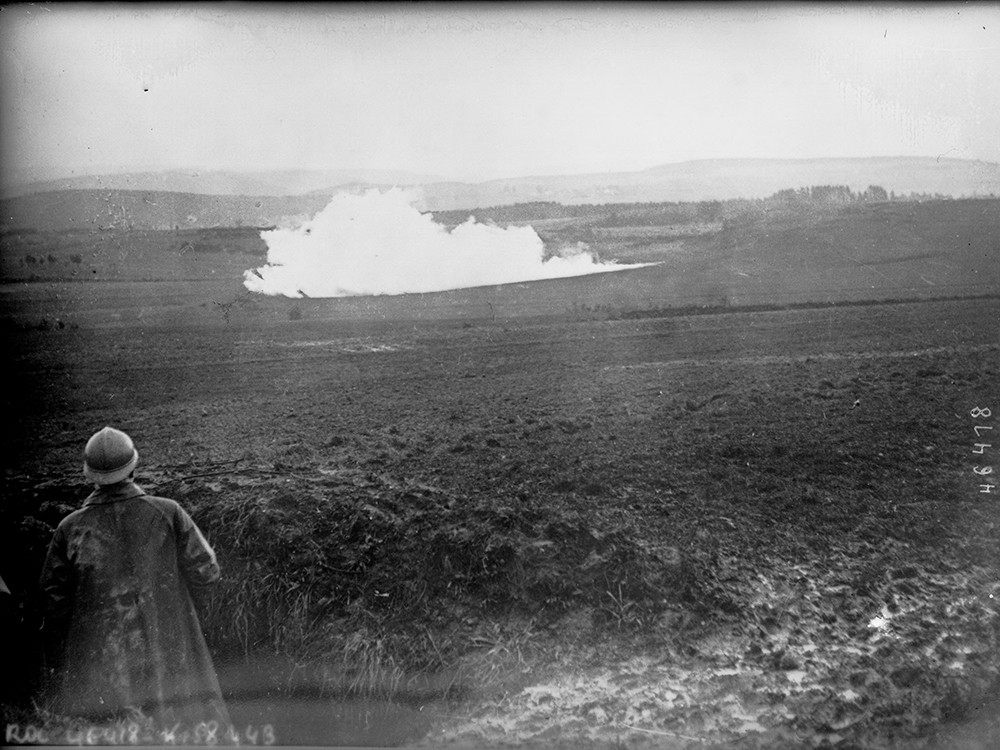<p style="text-align: center;"><strong>Mine exploding in front of French positions during the First World War. 1916.&nbsp;</strong><br style="text-align: center;" /><span style="text-align: center;">Source / Cr&eacute;dit :&nbsp;</span><a style="text-align: center;" href="https://gallica.bnf.fr/ark:/12148/btv1b69459063/" target="_blank" rel="noopener">BNF / Gallica</a></p>